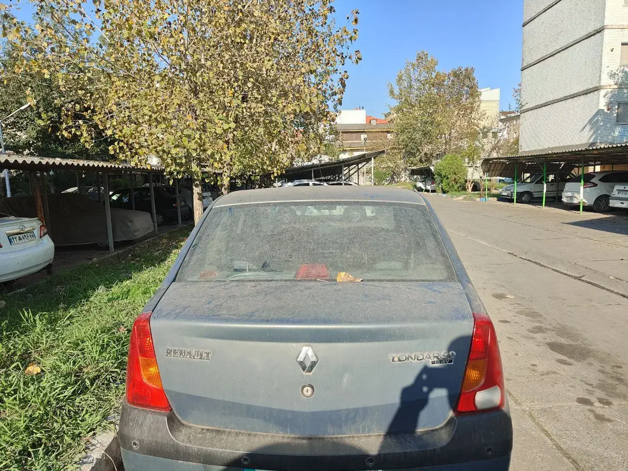 فروش فوری|خودرو سواری و وانت|رشت, آزادگان|دیوار