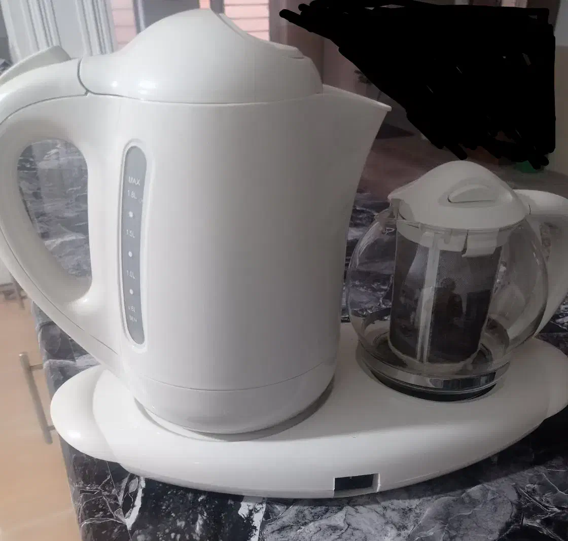 چای ساز آینه شمعدان و فرش ۱۲متری|فرش|صدرا-فارس, فاز ۱|دیوار