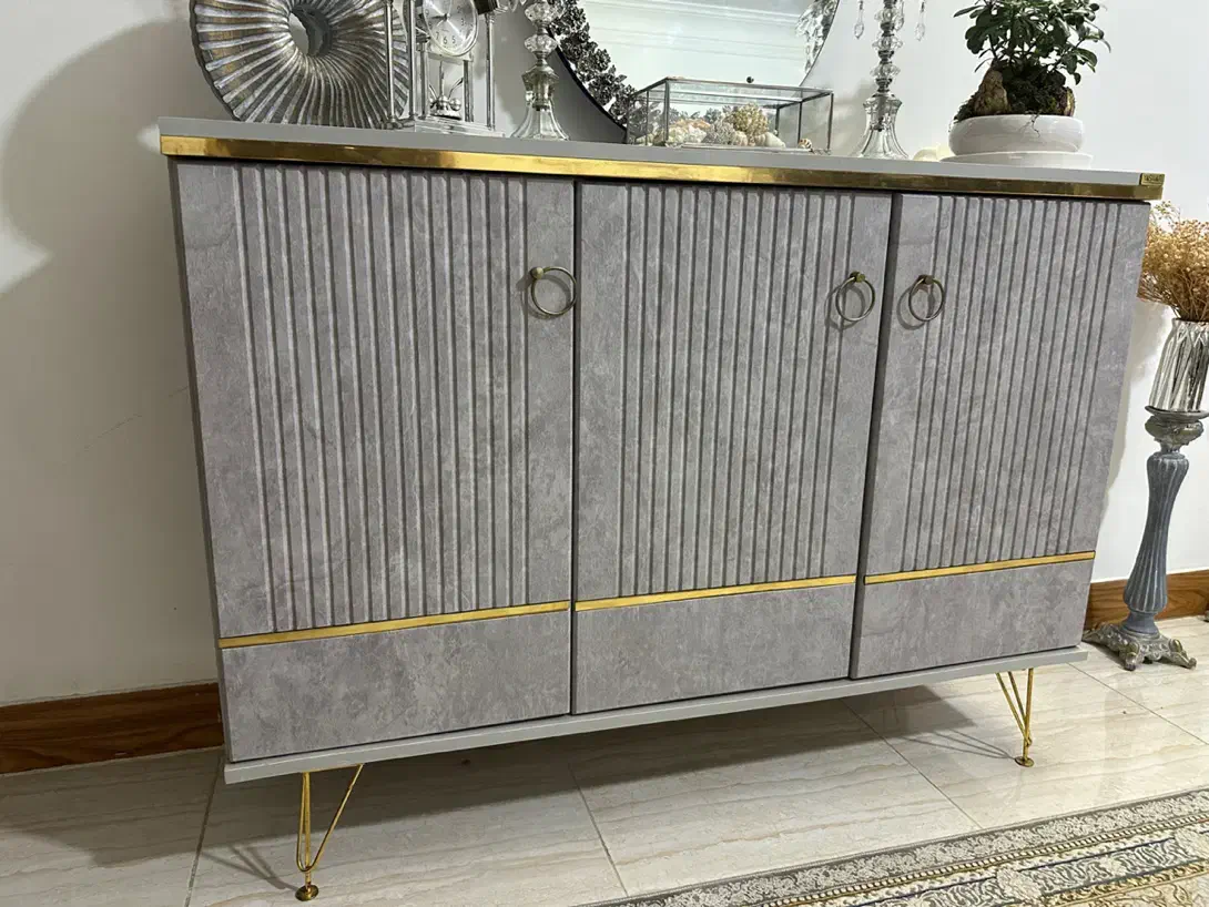 کنسول زیبا جادار|بوفه، ویترین، کنسول|لنگرود, |دیوار