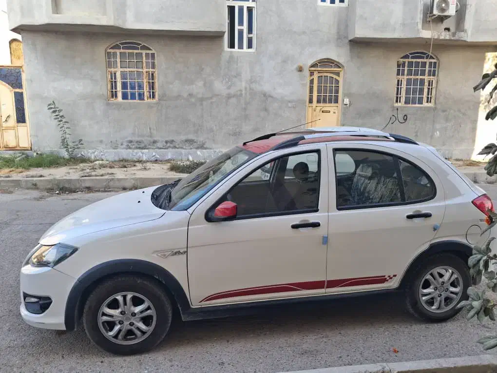 کوئیک سفید قرمز|خودرو سواری و وانت|زرین دشت (فارس), |دیوار