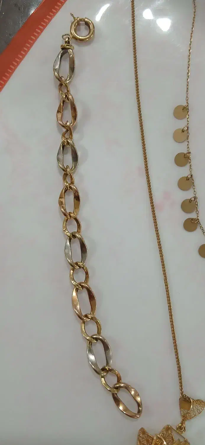 طلا ی نو ۲۰۰ بالای تابلو|جواهرات|حاجی آباد, |دیوار