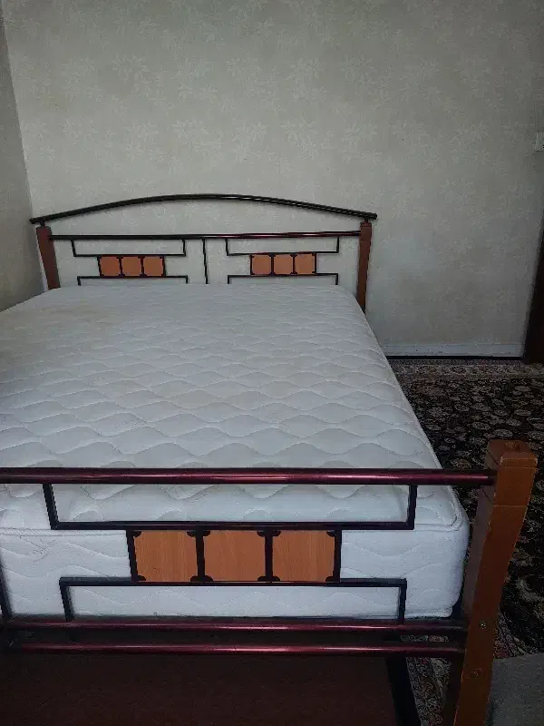 تخت خواب دونفره همراه تشک|تخت و سرویس خواب|تویسرکان, |دیوار