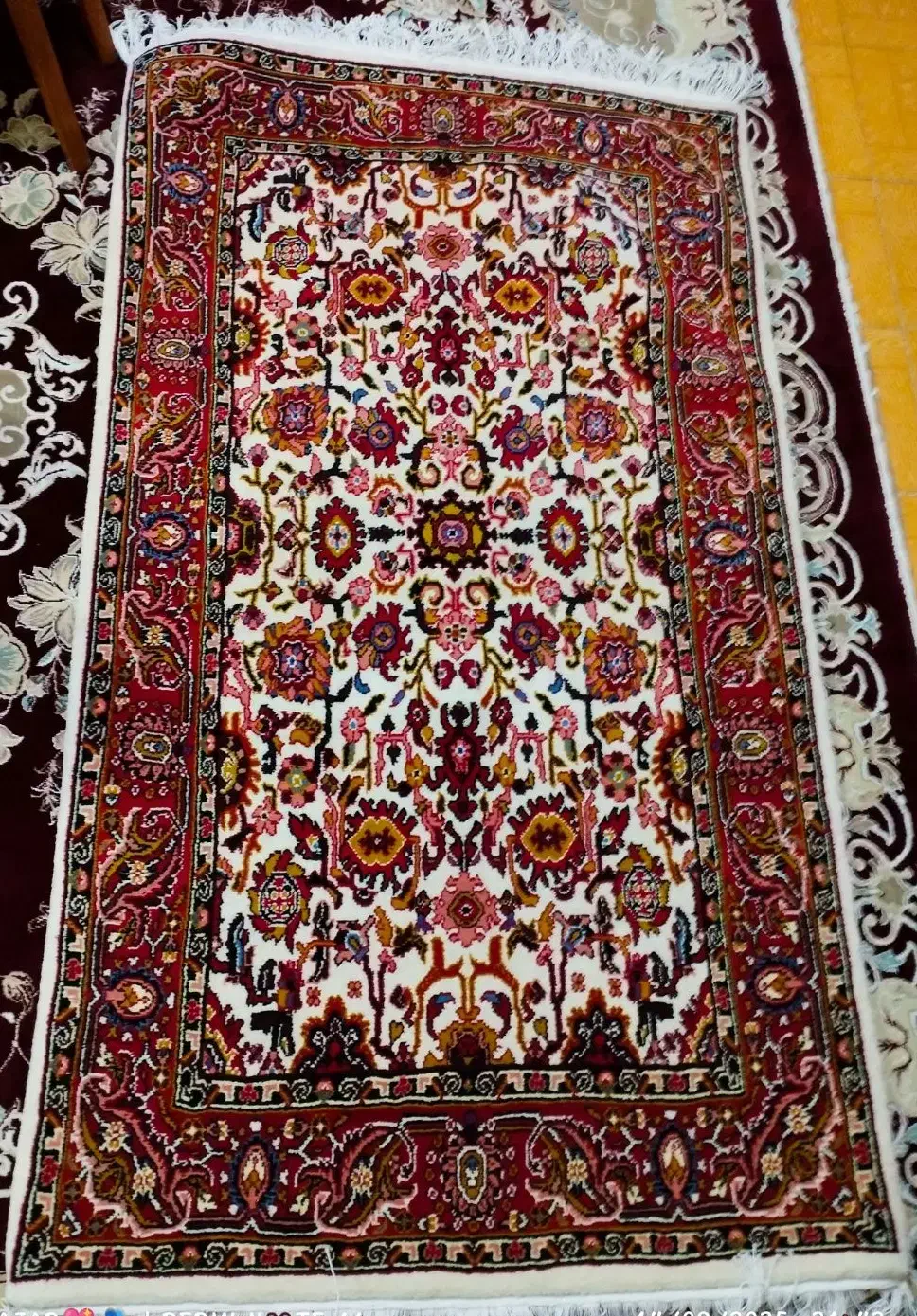 زرع و نیم|فرش|ملایر, |دیوار