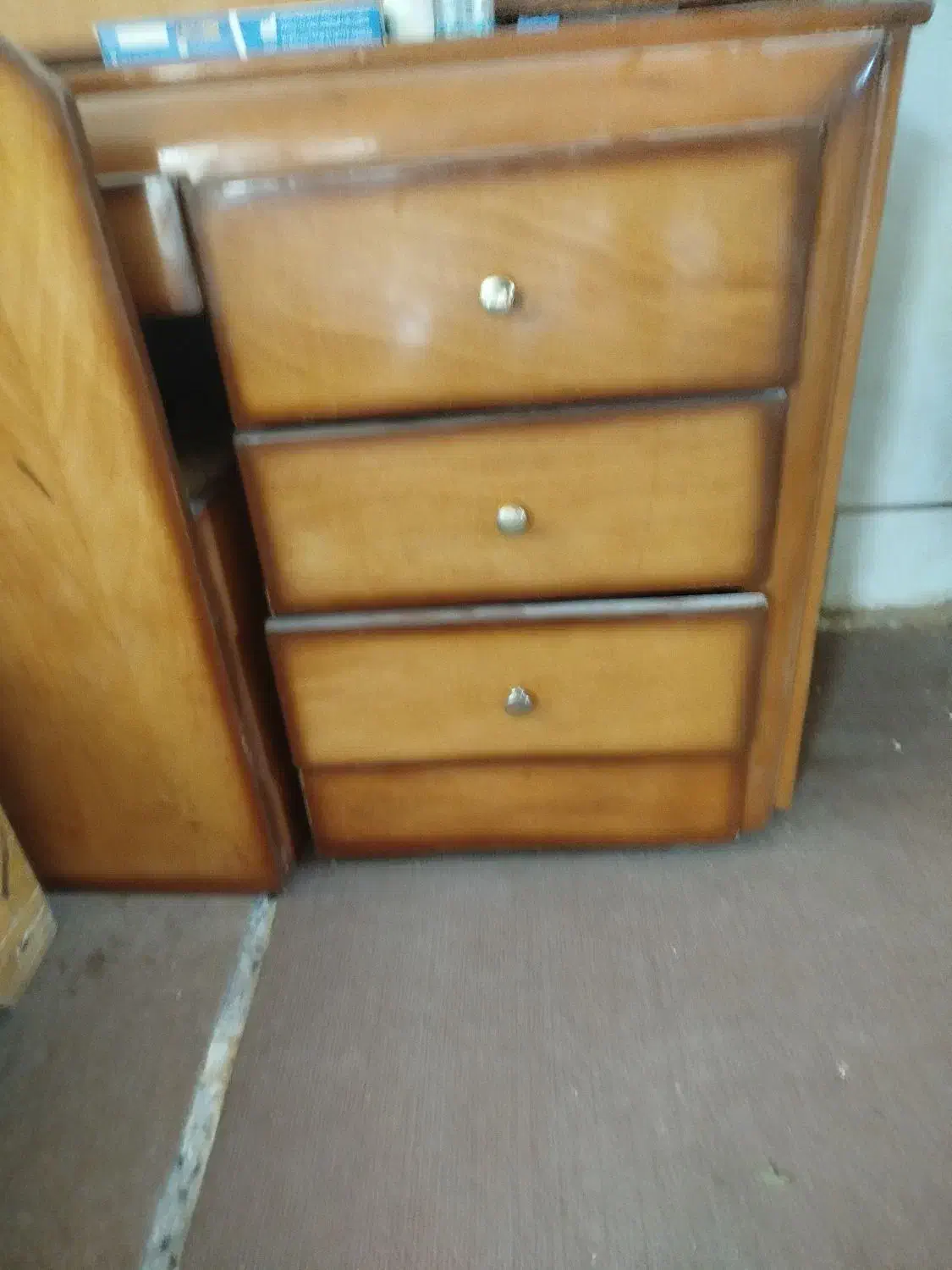 میز آرایش و میز مدیریت|میز تحریر و کامپیوتر|شاهینشهر, گزبرخوار|دیوار