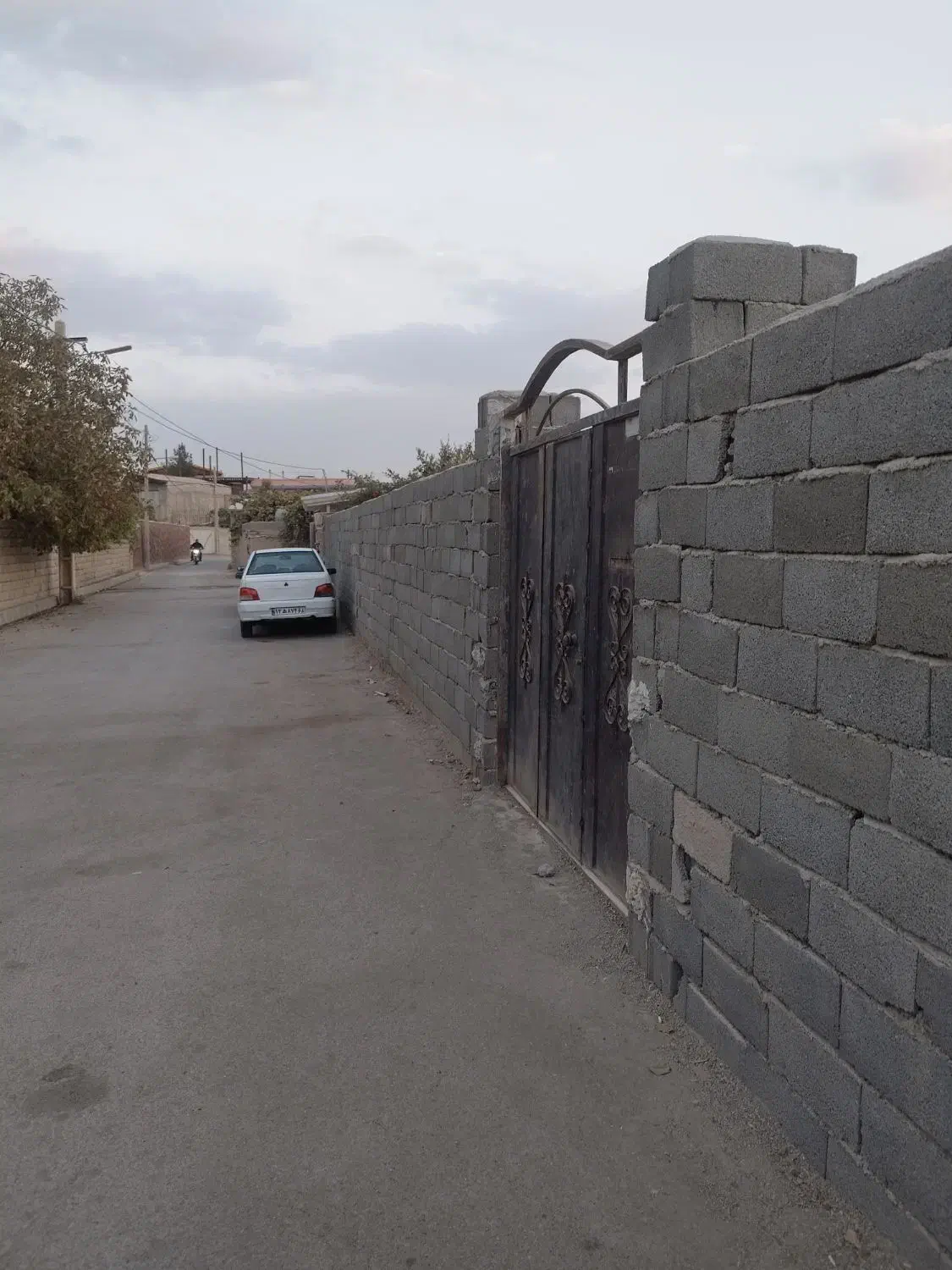 زمین چهار دیواری شده سند تک برگ (داخل بافت)|فروش زمین و ملک کلنگی|هشتگرد, هشتگرد قدیم|دیوار