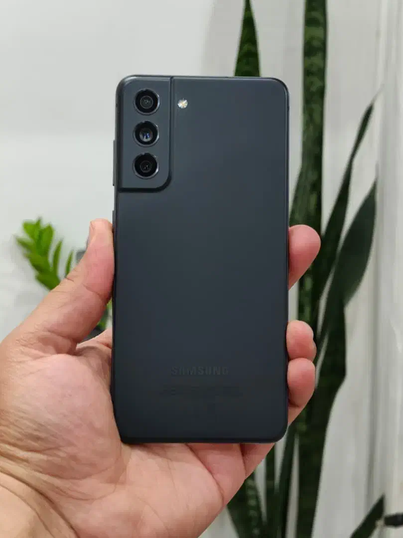 s21fe مشابه نو|موبایل|شیراز, منطقه هوایی شهید دوران|دیوار