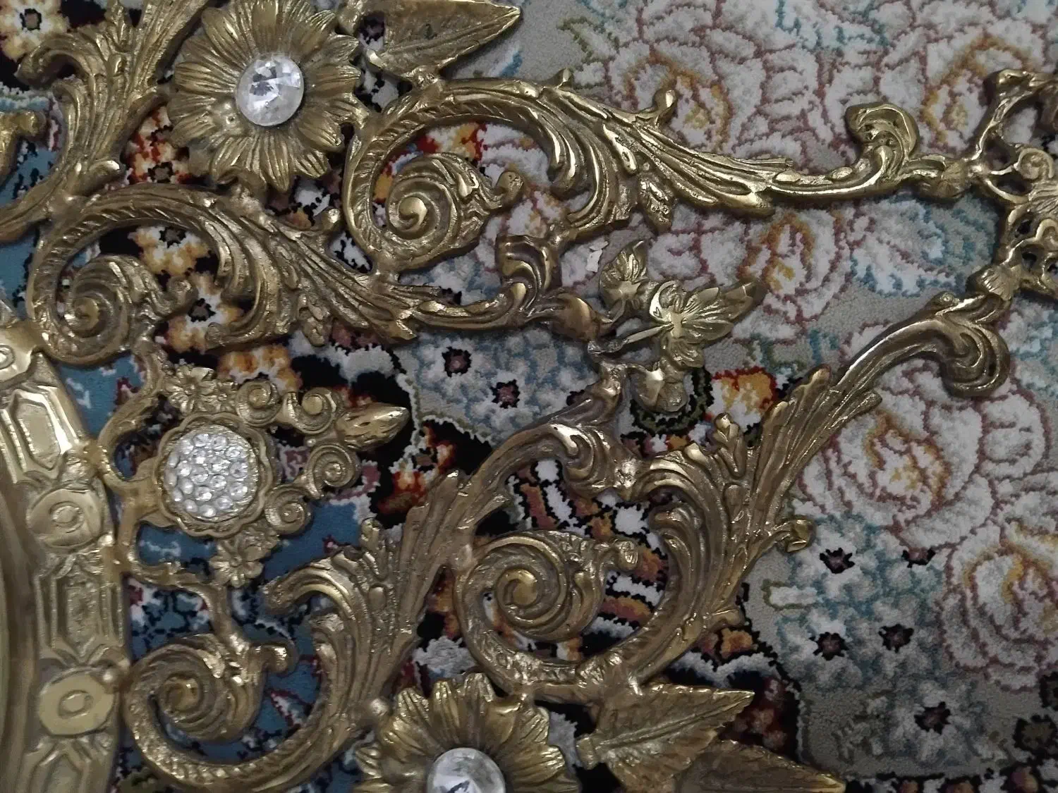 برنز سنگین وزن|ساعت دیواری و تزئینی|قم, علی آباد|دیوار