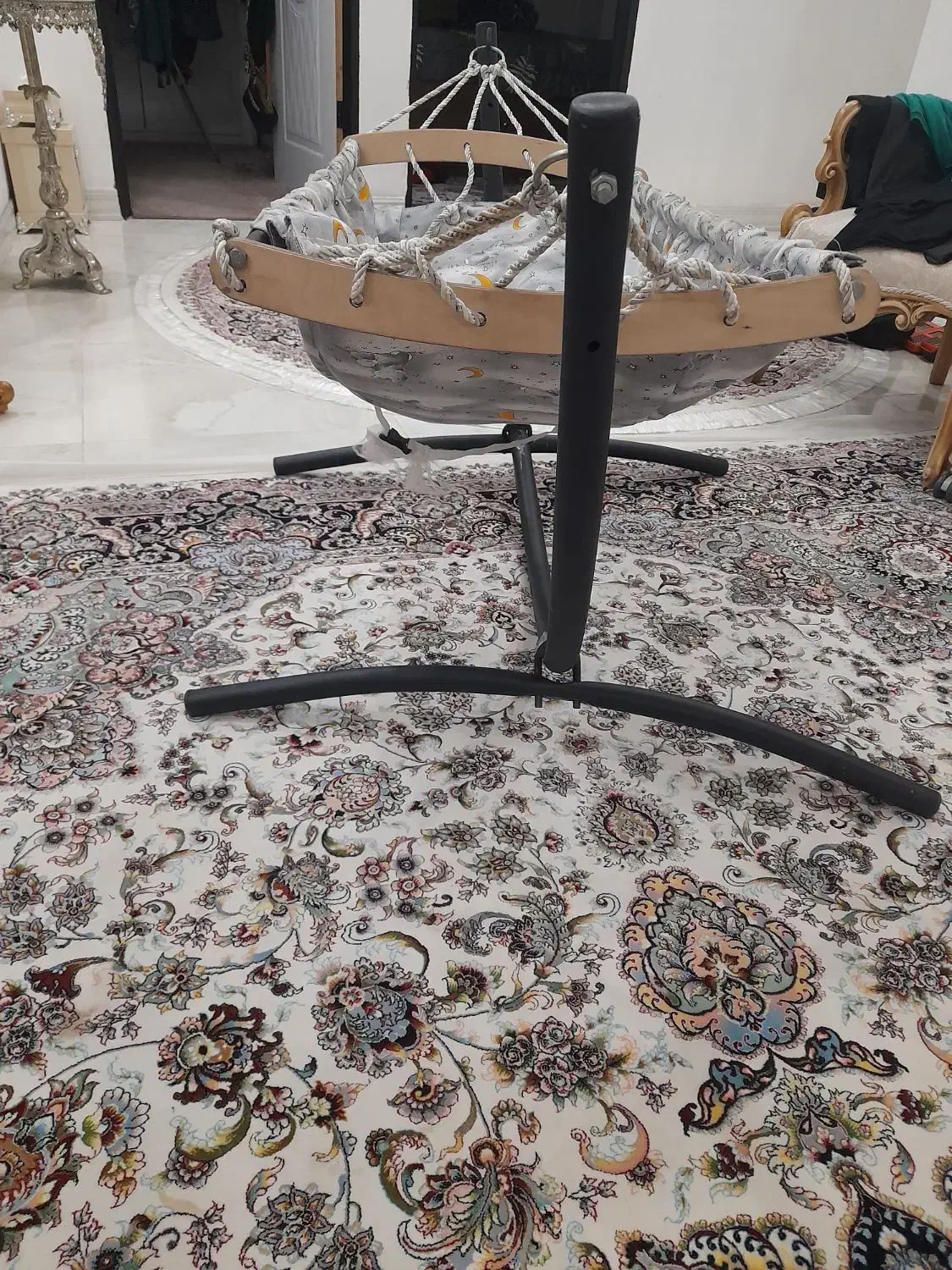 گهواره|تخت و صندلی بچه|رشت, پل تالشان|دیوار