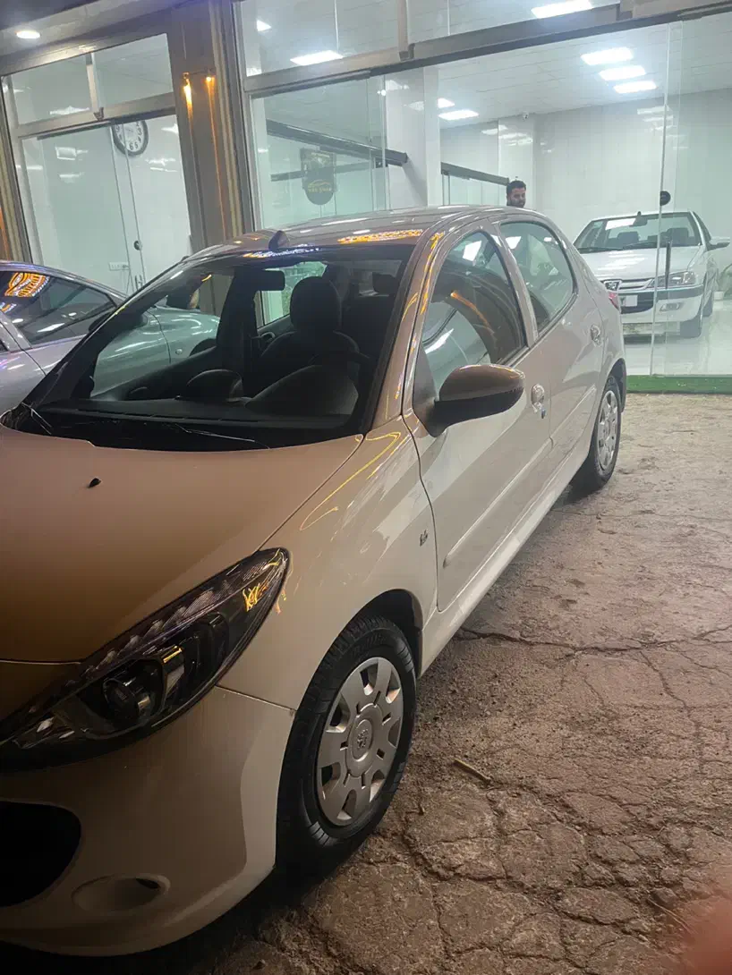 ۲۰۷ مدل ۴۰۳|خودرو سواری و وانت|رشت, استادسرا|دیوار