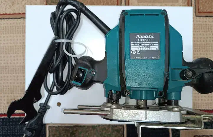 اور فرز نجاری (ماکیتا)،دریل،اصل|ابزارآلات|شیراز, بازار|دیوار