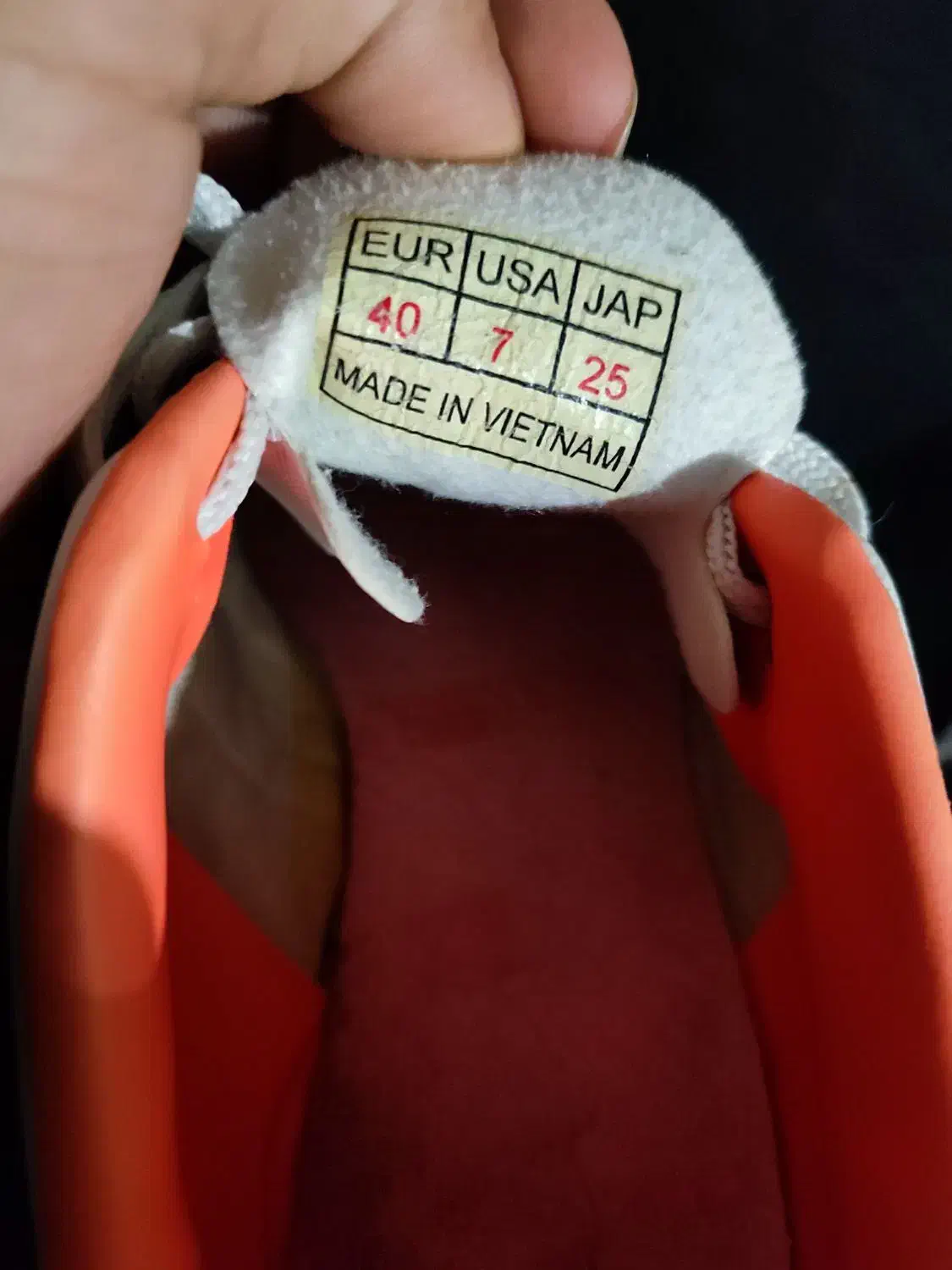 کتانی سالنی|کیف، کفش، کمربند|آبگرم, |دیوار