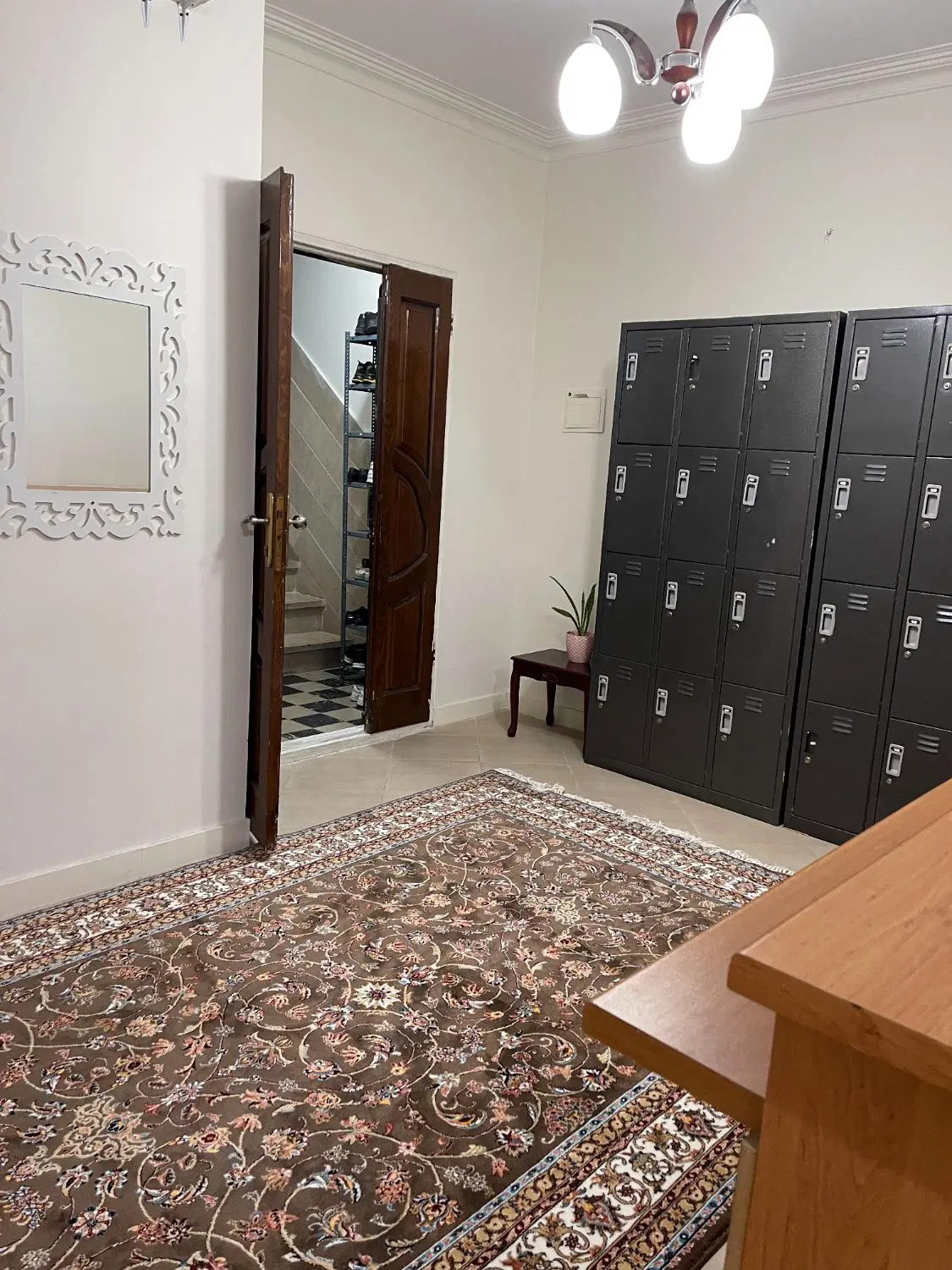 خوابگاه دخترانه (اشرفی اصفهانی، پونک)|اجارهٔ کوتاه‌مدت آپارتمان و سوئیت|تهران, پونک|دیوار