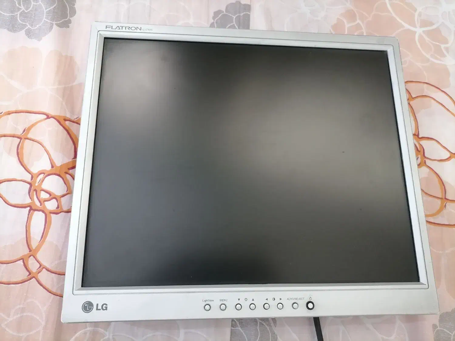 مانیتور17اینچ ال جی|قطعات و لوازم جانبی رایانه|اسلامشهر, شهرک واوان|دیوار