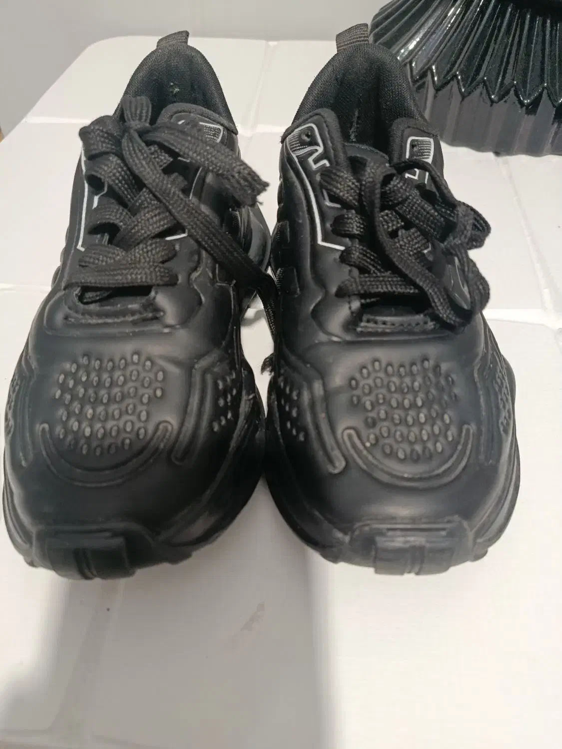 کتونی|کیف، کفش، کمربند|ابهر, |دیوار