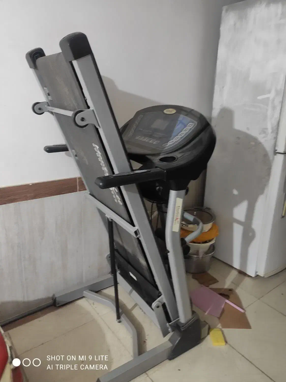 تردمیل مونترال کم کار کرده|تجهیزات ورزشی|پارسآباد, |دیوار