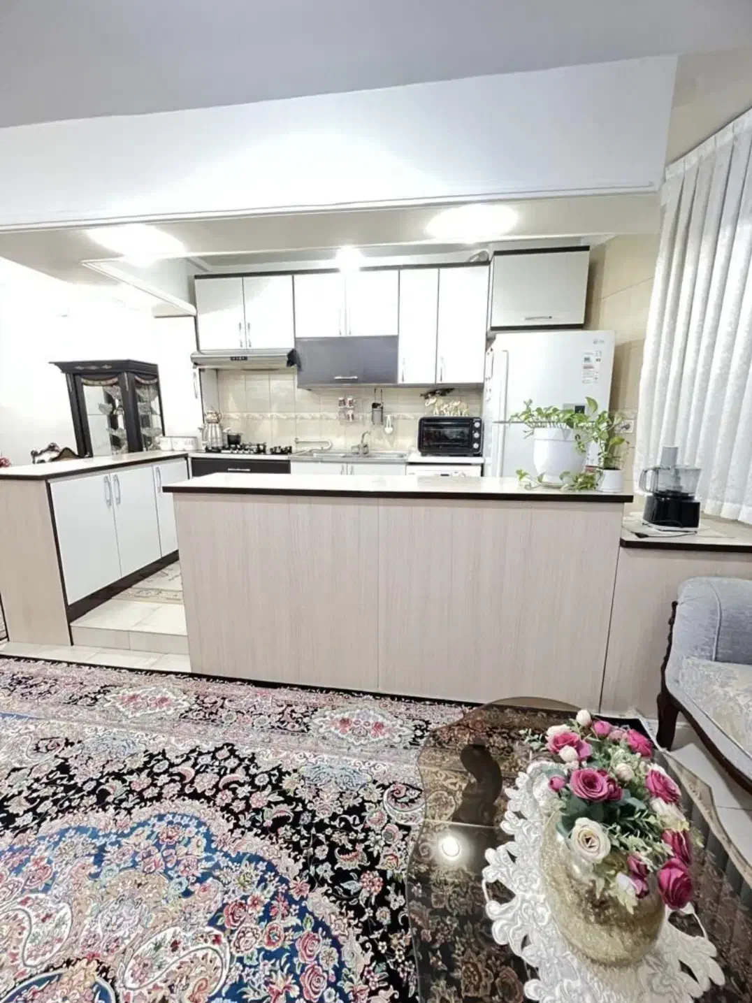 ۶۴ متری با آسانسور / خیابان عسگری اردستانی|فروش آپارتمان|ری, اقدسیه|دیوار