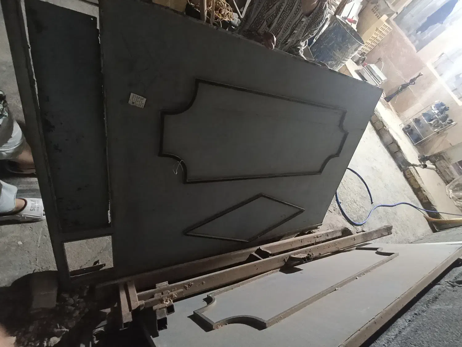 دربه حیاط 250 کیلویی طوسی|مصالح و تجهیزات ساختمان|نورآباد, |دیوار