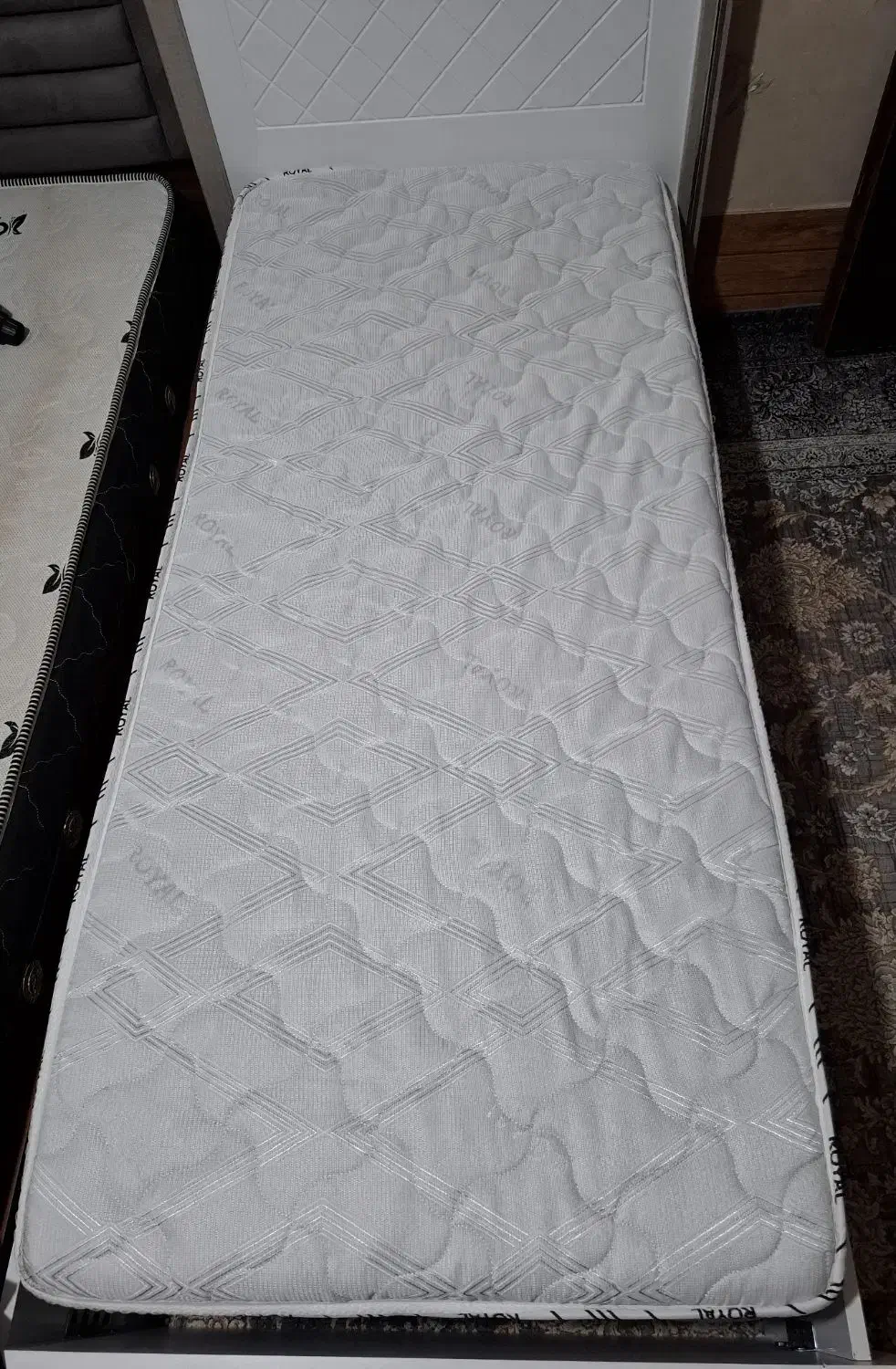 خوشخواب یک نفره رویال طبی فنری کاملا نو|تشک تختخواب|شیراز, احمدآباد|دیوار