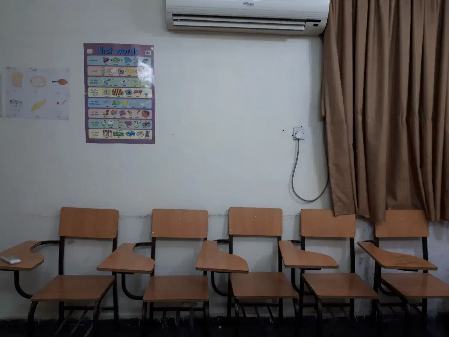 فضای آموزشی و کلاس|اجارهٔ کوتاه‌مدت دفتر کار و فضای آموزشی|اهواز, ۳۰ متری|دیوار