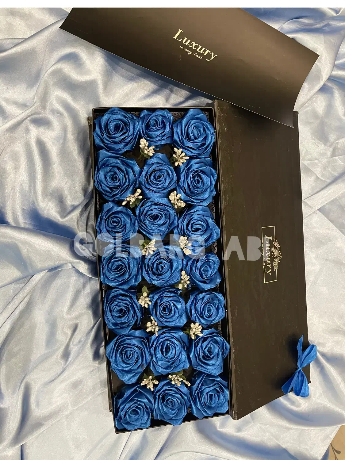 گل روبان ای|گل مصنوعی|شاهین دژ, |دیوار