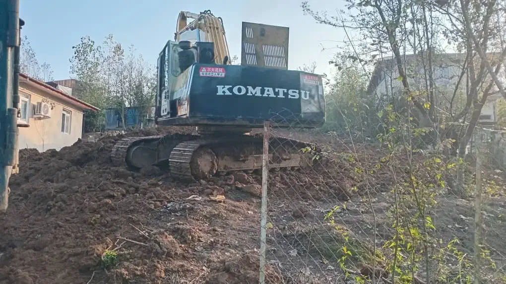 بیل کوماتسو خط 5 pc200 سریال بالا|خودرو سنگین|لاهیجان, کوی زمانی|دیوار