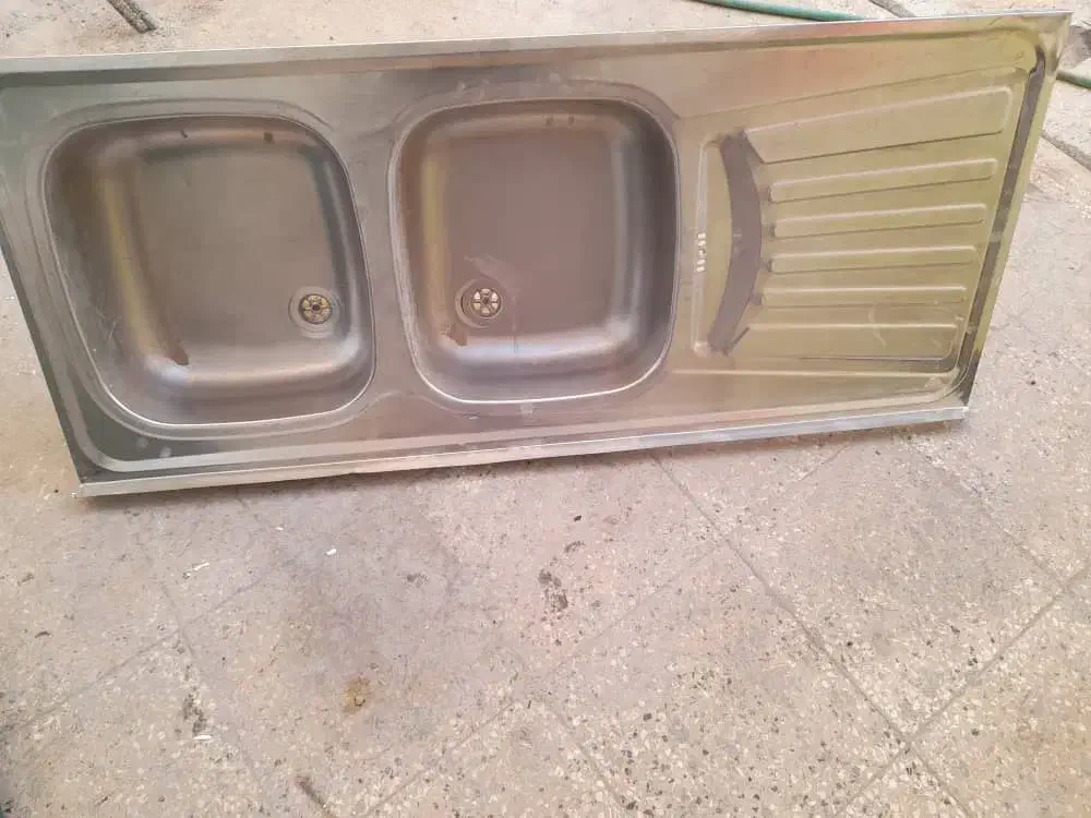 سینک وهود|آبچکان و نظمدهنده ظروف|شیراز, شیشهگری|دیوار