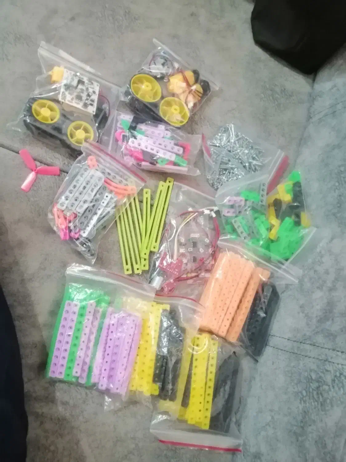 جذب مربی ومعرفی به مدارس آموزش از ماوتدریس از شما|خدمات آموزشی|نیشابور, شهرک بهداری|دیوار