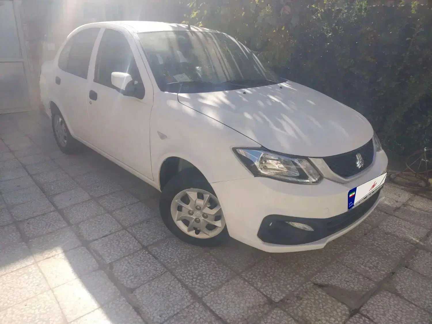 ساینا صفر1404|خودرو سواری و وانت|نجف‌آباد, شریعتی غربی|دیوار