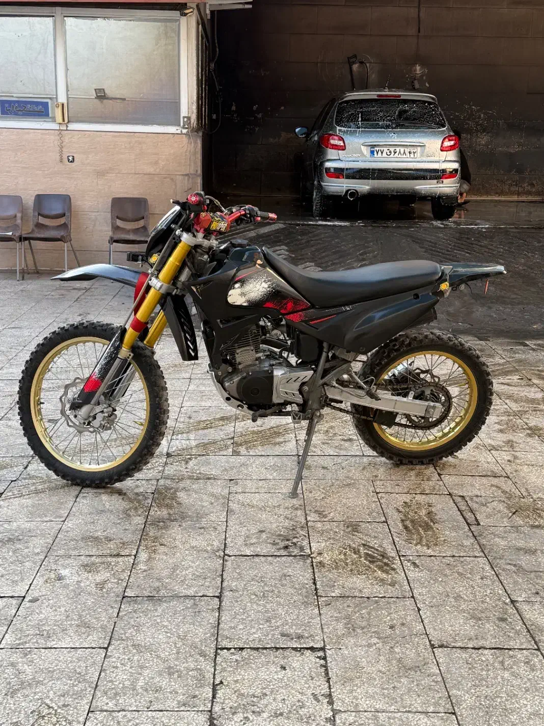 روان مدل ۴۰۰|موتورسیکلت|مشهد, شهید رضوی|دیوار