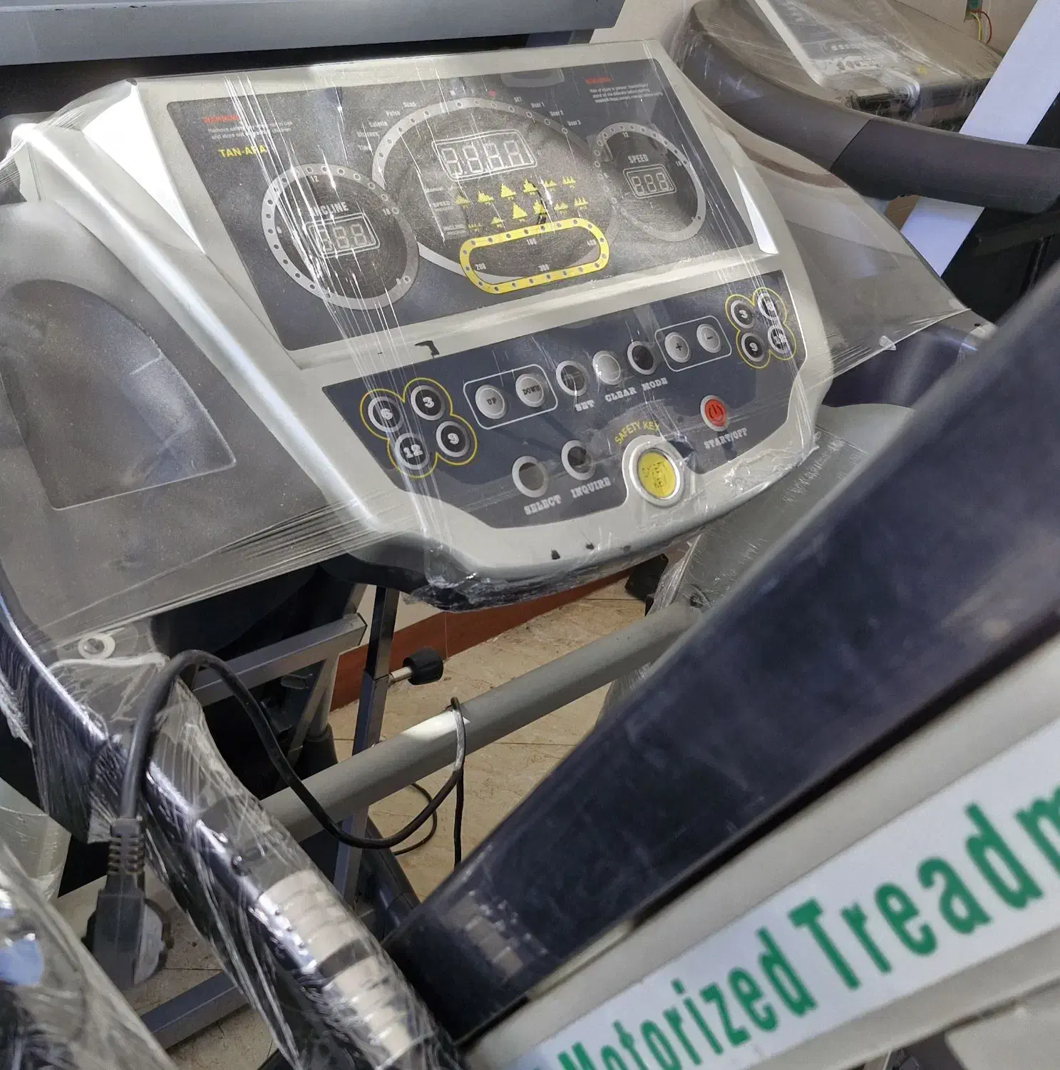 تردمیل Tan Ara با شیب برقی فروش پاییزه حسن‌زاده|تجهیزات ورزشی|بوکان, |دیوار