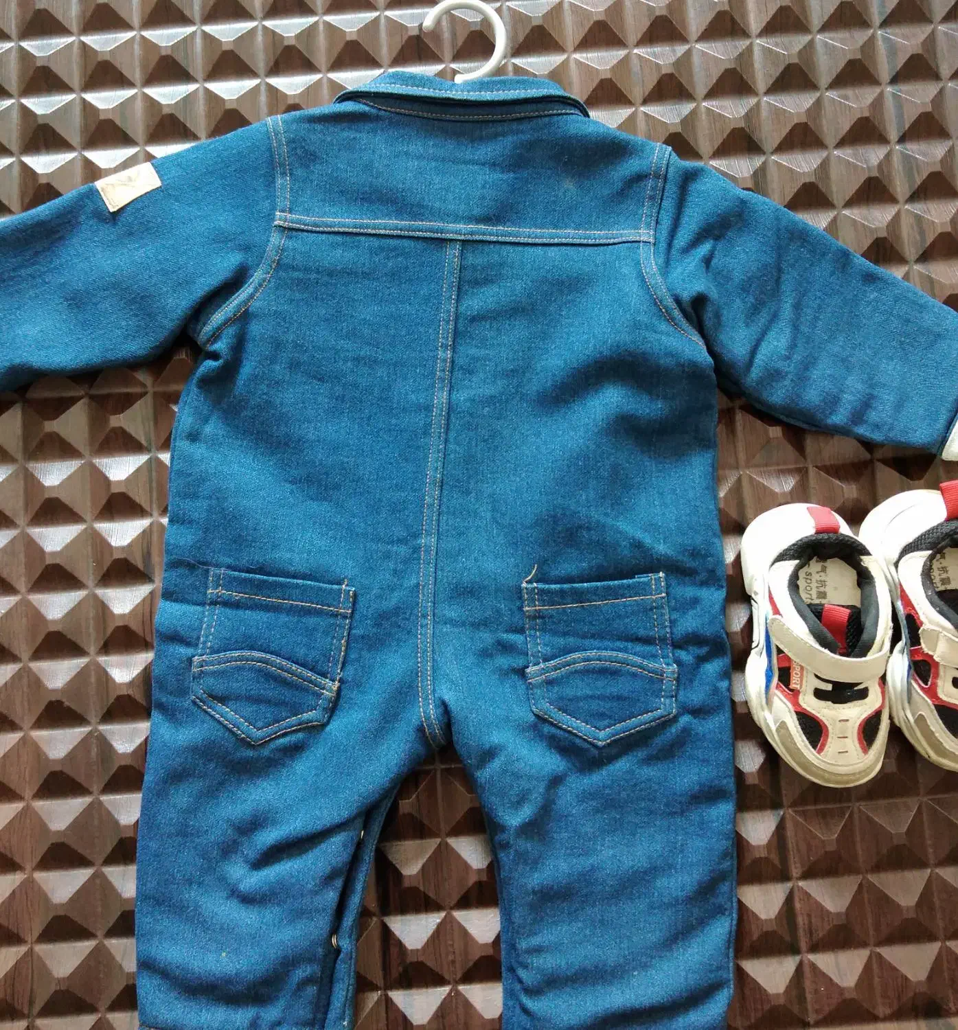 سرهمی لاینردار جین و کفش سایز 21|کفش و لباس بچه|قائمشهر, |دیوار