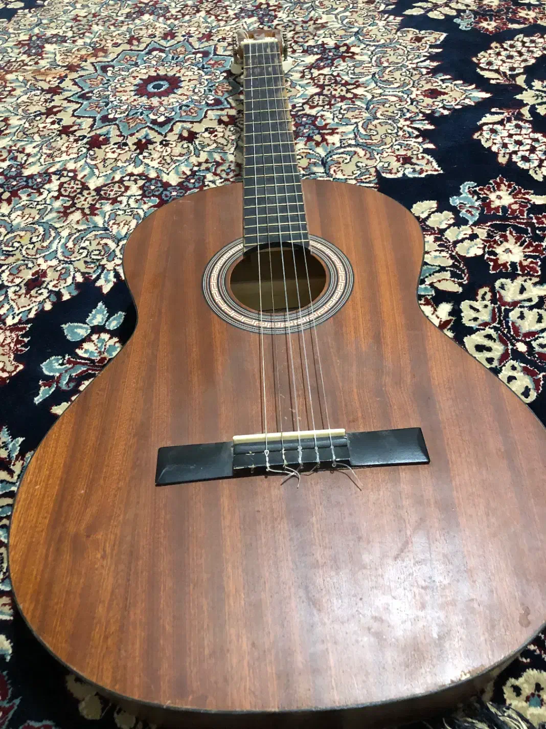 گیتار فروشی|گیتار، بیس، امپلیفایر|کهنوج, |دیوار