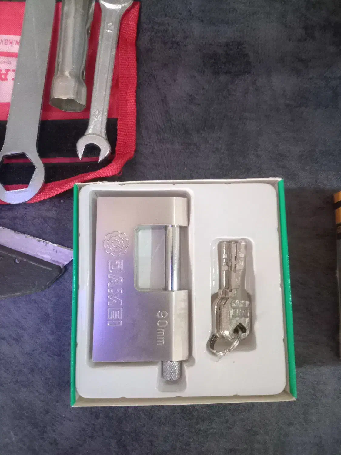 قفل کتابی چهره های قدیم و قفل کتابی نو و بقیه|حراج|اندیمشک, |دیوار