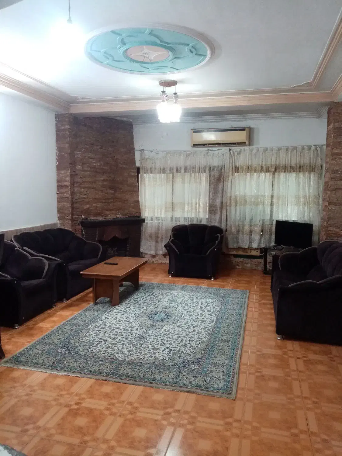 دوخوابه سه طبقه خ آزادی دریا20/1|اجارهٔ کوتاه‌مدت آپارتمان و سوئیت|محمودآباد, |دیوار