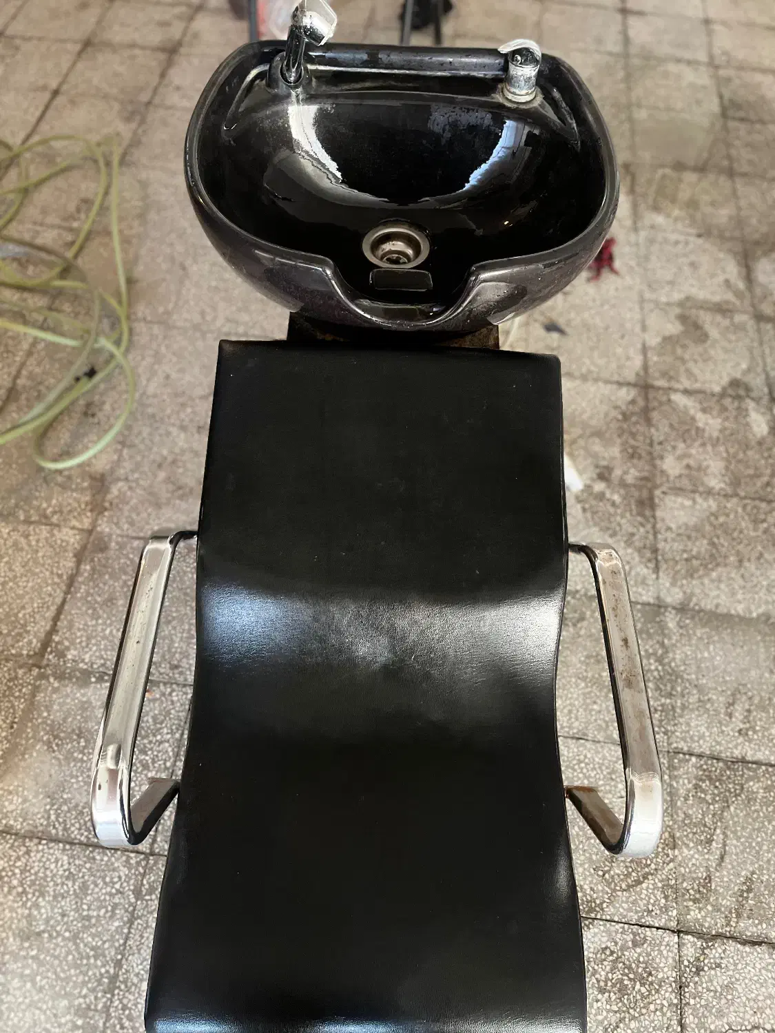 سرشور آرایشگاه|آرایشگاه و سالن‌های زیبایی|اردبیل, |دیوار