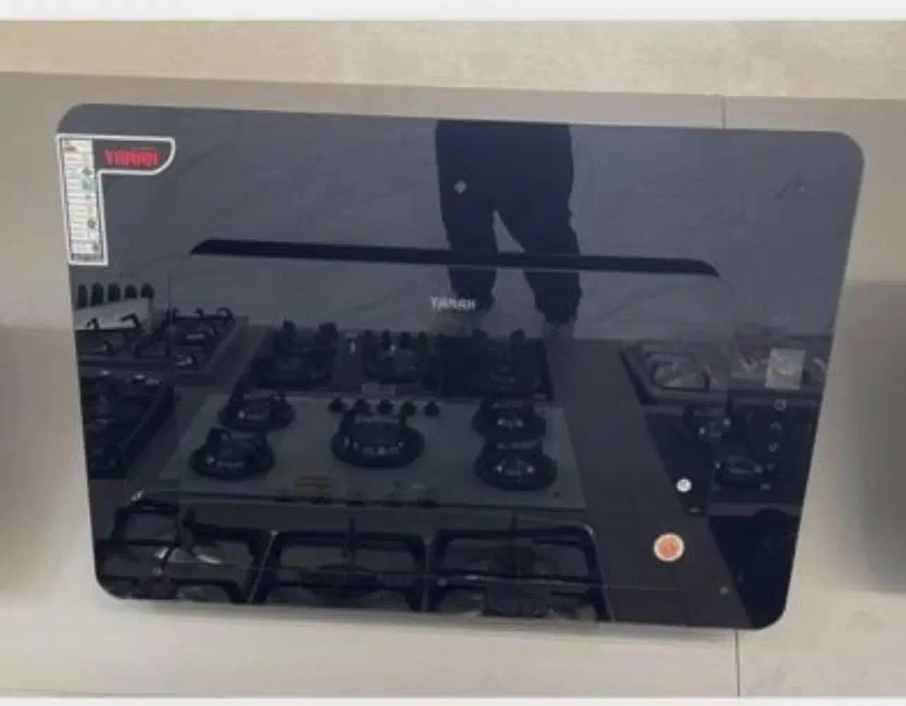 هود رو کار یانان|هود|بندر دیر, |دیوار