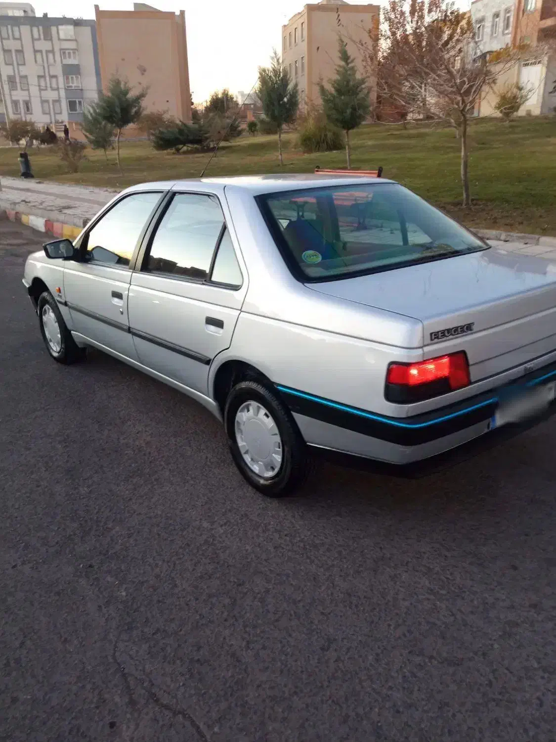 پژو405مدل 1393 بی رنگ|خودرو سواری و وانت|زنجان, |دیوار