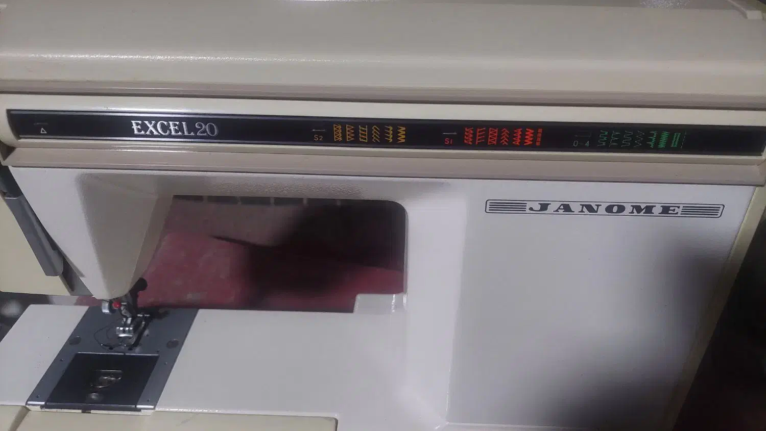 چرخ خیاطی ژانویه|چرخ خیاطی و ریسندگی|بندرعباس, |دیوار