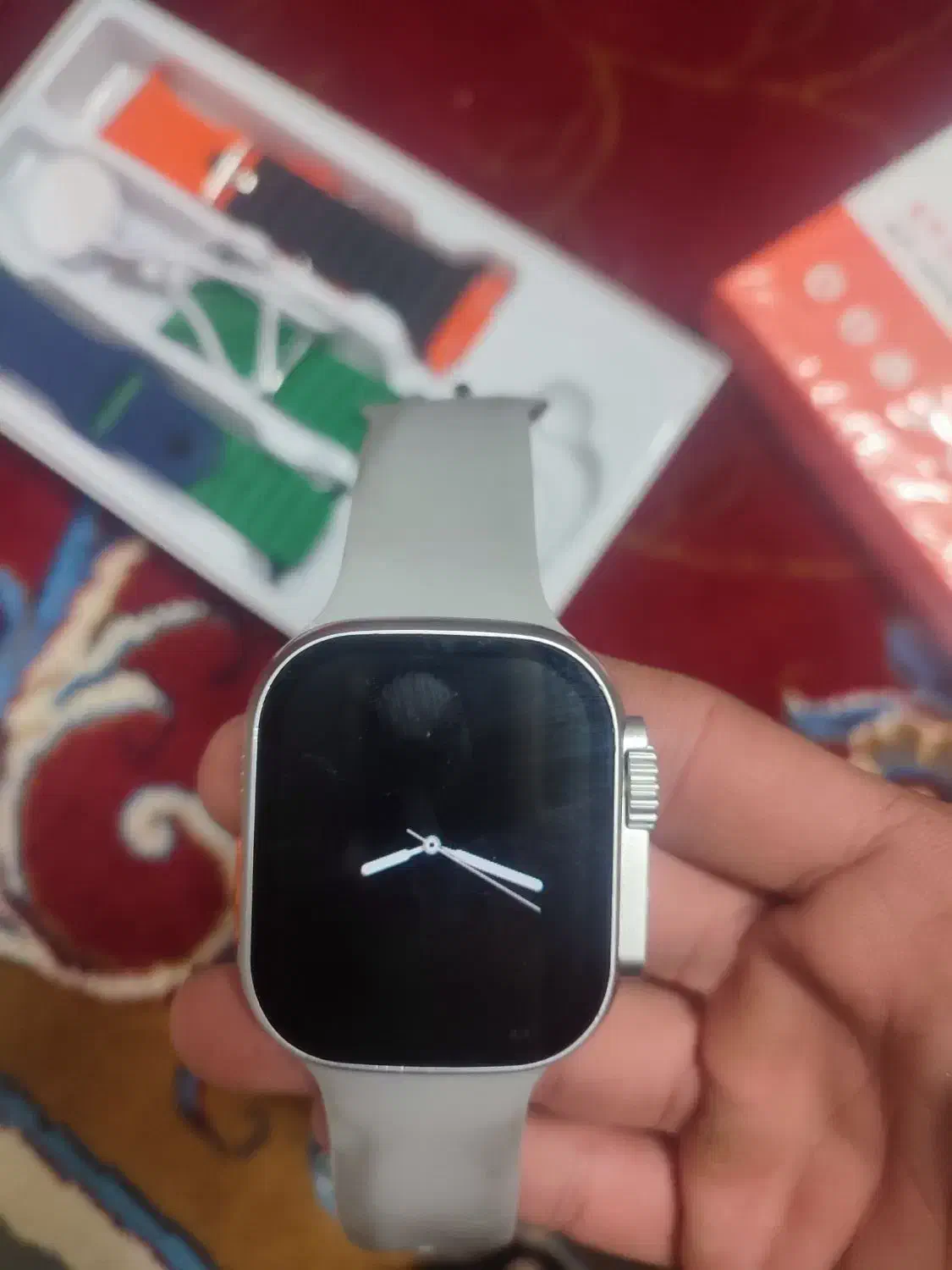 ساعت مچی|ساعت|تربت جام, حافظ|دیوار