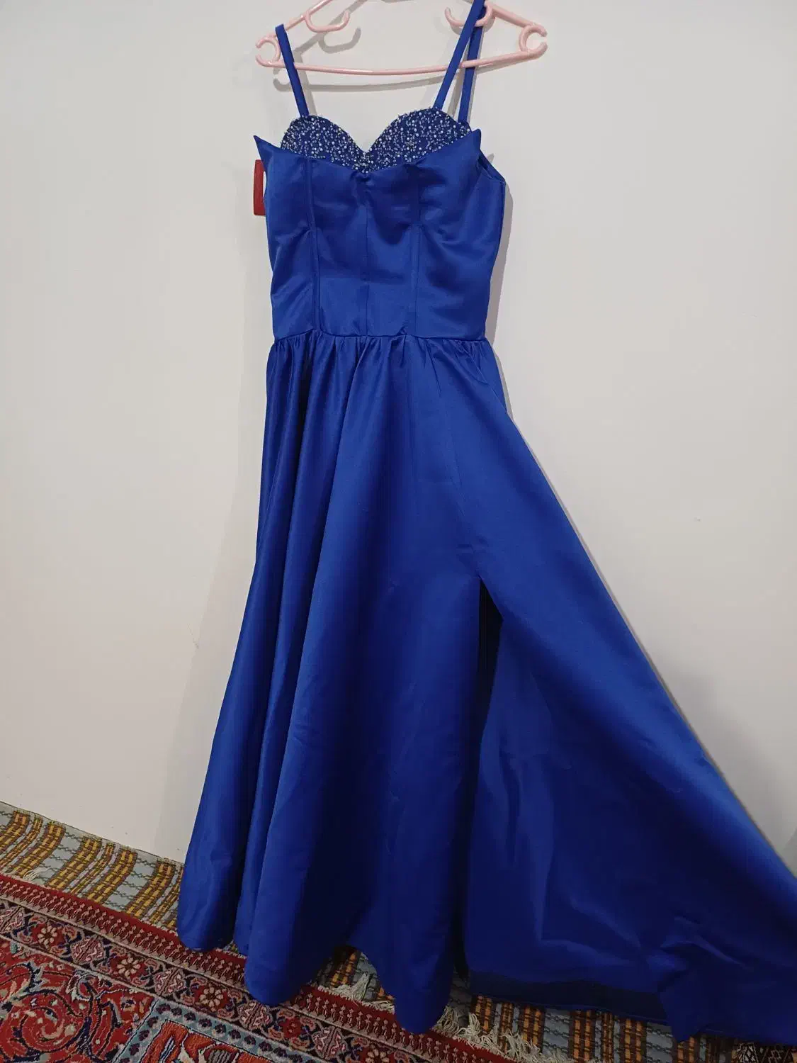 لباس مجلسی|لباس|اردبیل, |دیوار