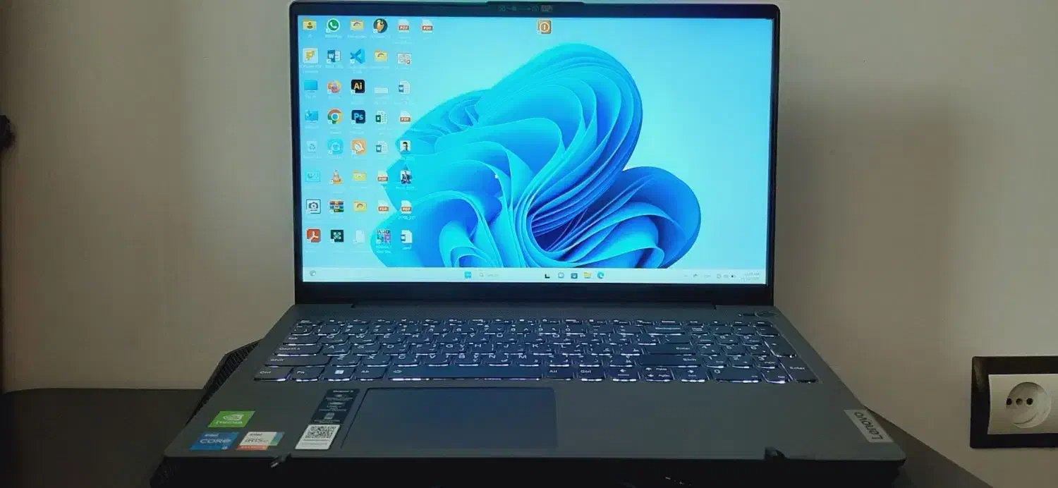 لپ تاپ Lenovo i5 1135 g7|رایانه همراه|ساری, |دیوار