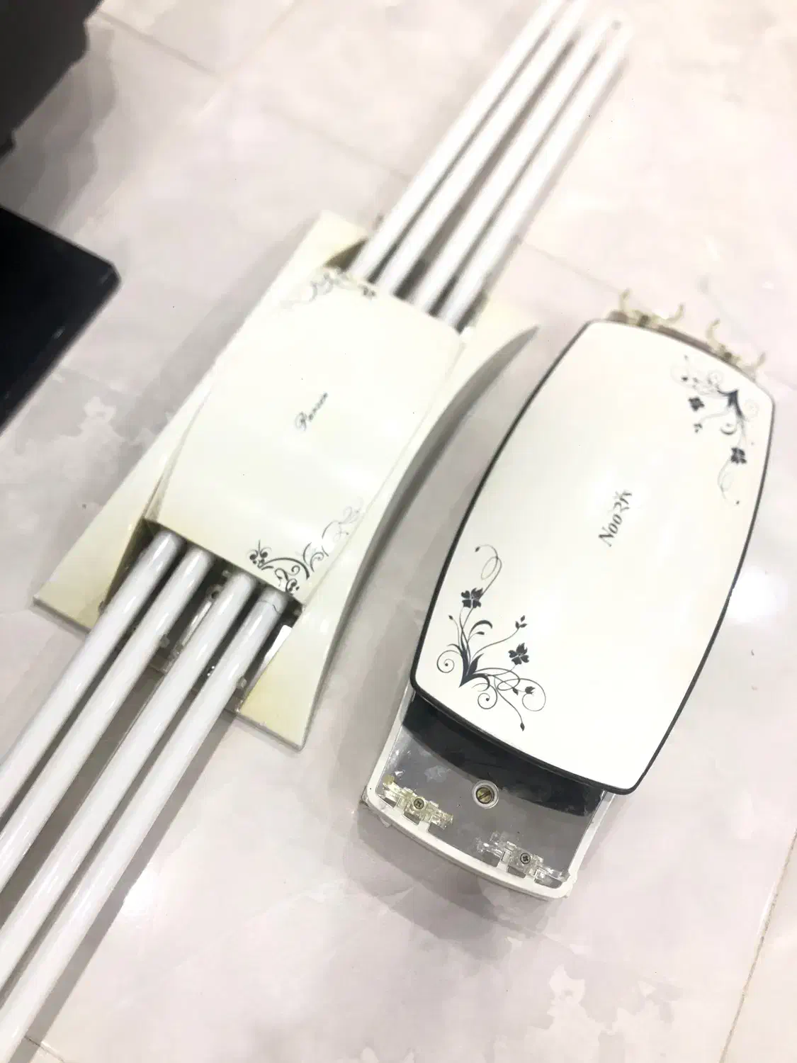 دوعدد قاب مهتابی ۴ لامپه سالم و درحد|لامپ و چراغ|پاکدشت, خاتون آباد|دیوار