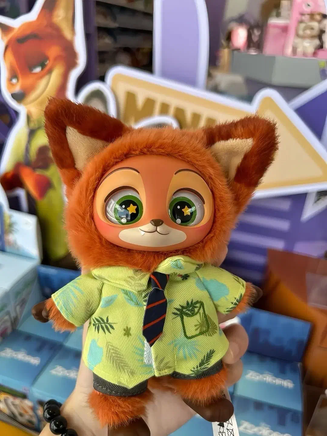 عروسک زوتوپیا|اسباب‌‌بازی|بستک, |دیوار