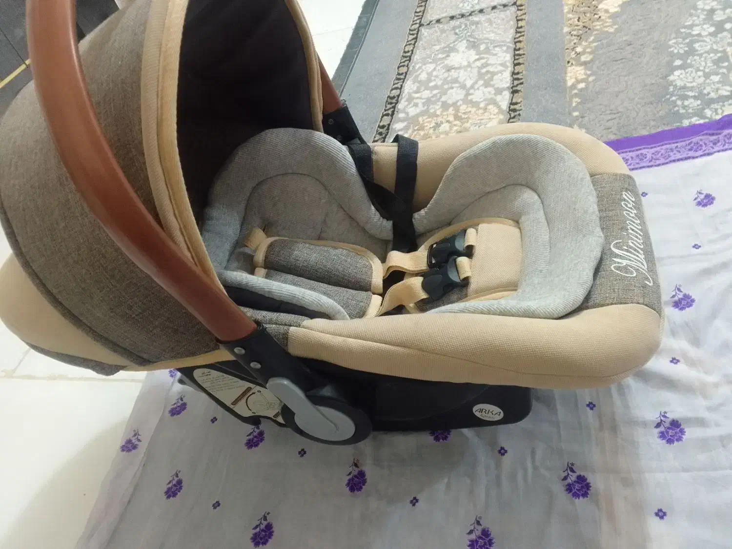 کریر بچه|کالسکه و لوازم جانبی|زابل, |دیوار