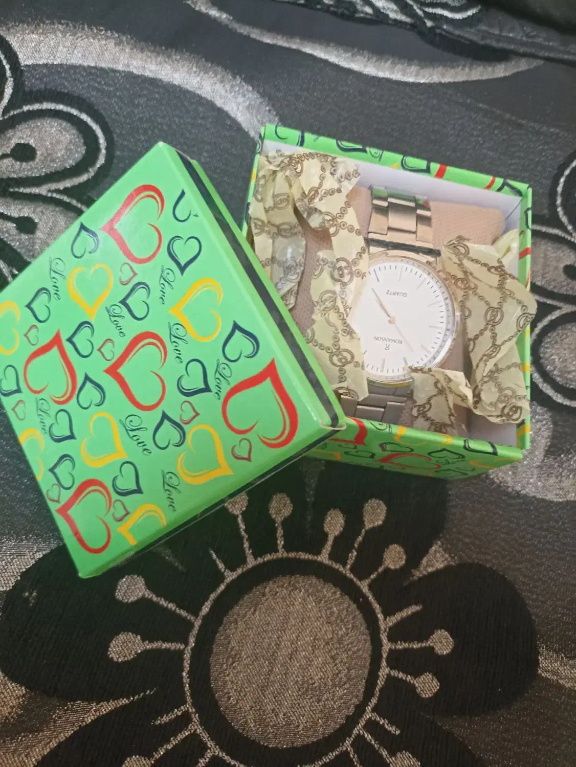 ساعت مچی فلزی طرح رومانسون ساده و شیک|ساعت|اصفهان, عمان سامانی|دیوار