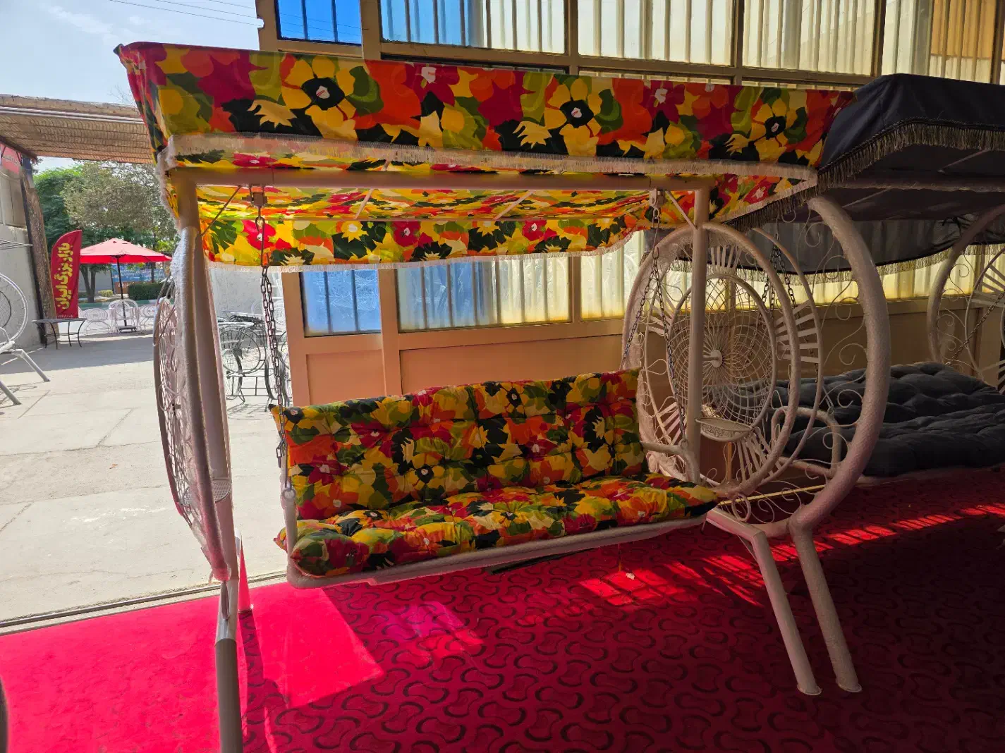 تاب فلزی لوکس تاب حیاطی 3 نفره و 4 نفره تخت خوابشو|صندلی و نیمکت|خمینیشهر, |دیوار