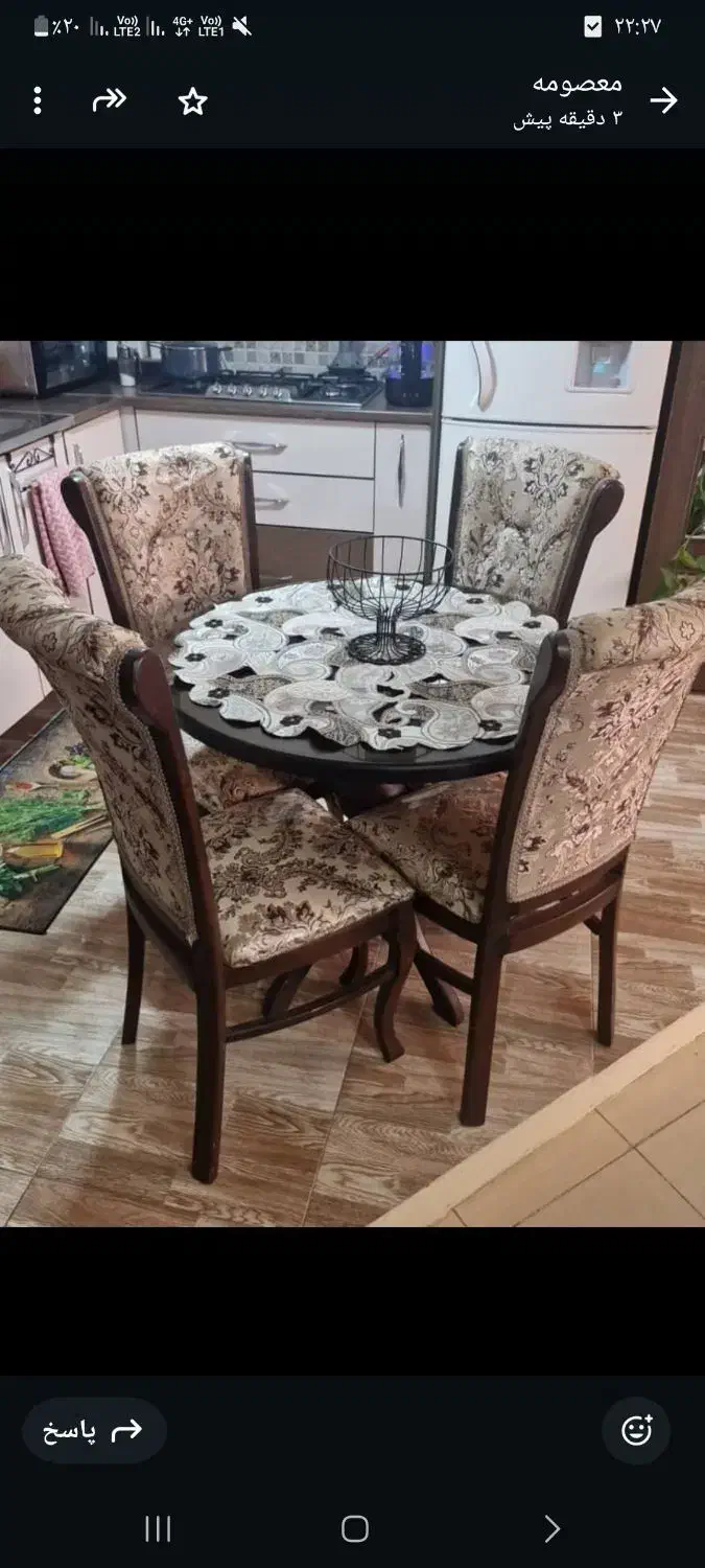 ۴ تا صندلی در حد نو|میز و صندلی غذاخوری|معصومیه, |دیوار