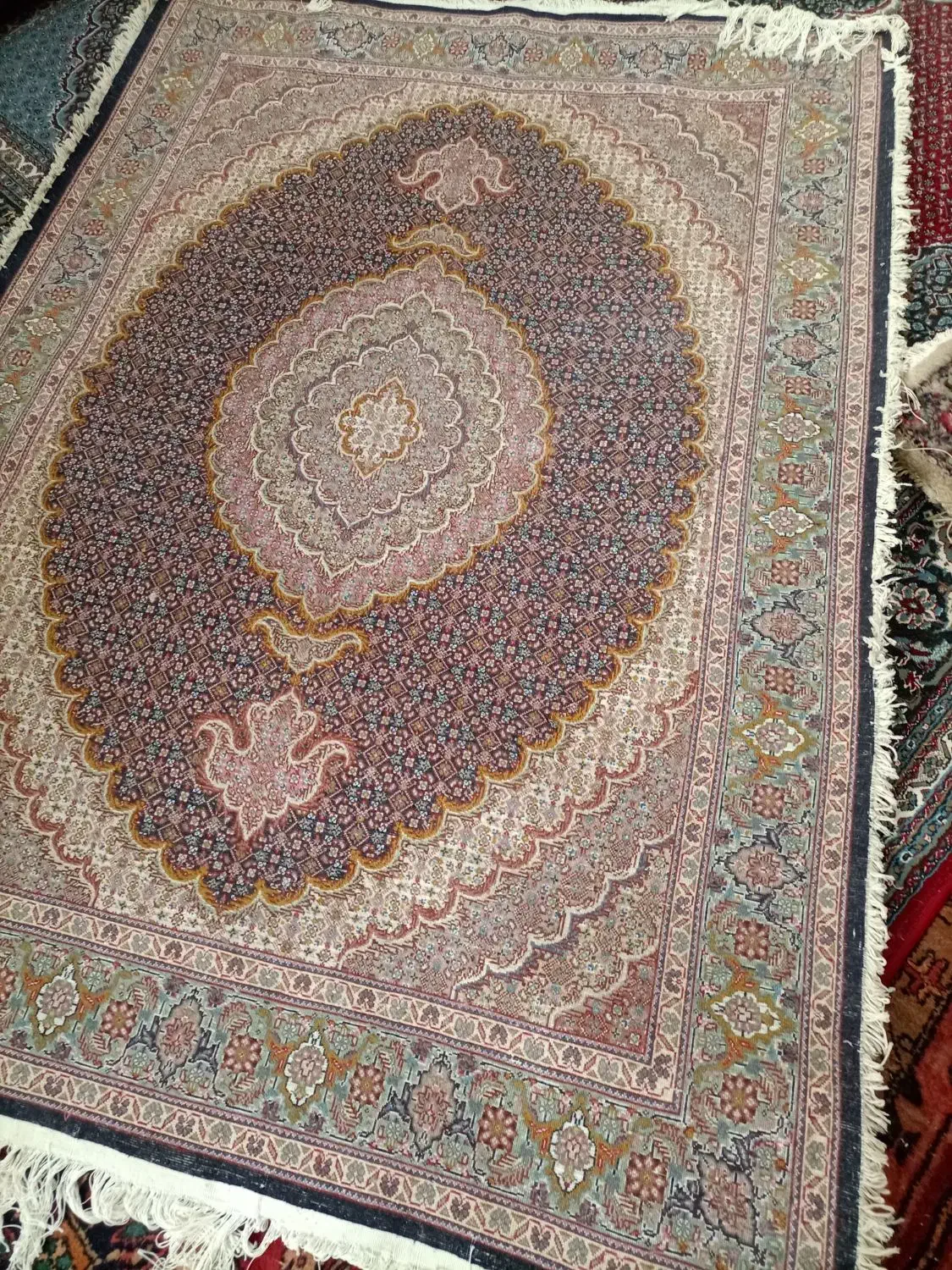 دوعددمسندنو‌بدون‌ پرداخت|فرش|اردبیل, |دیوار