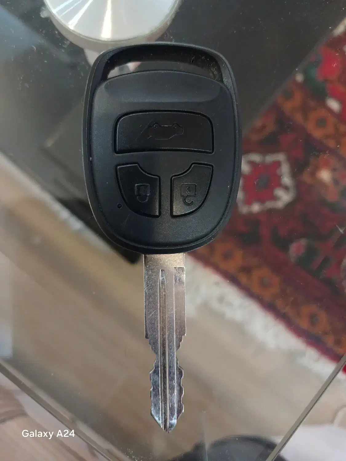 یک عدد کلید گم شده|اشیا|مرند, |دیوار