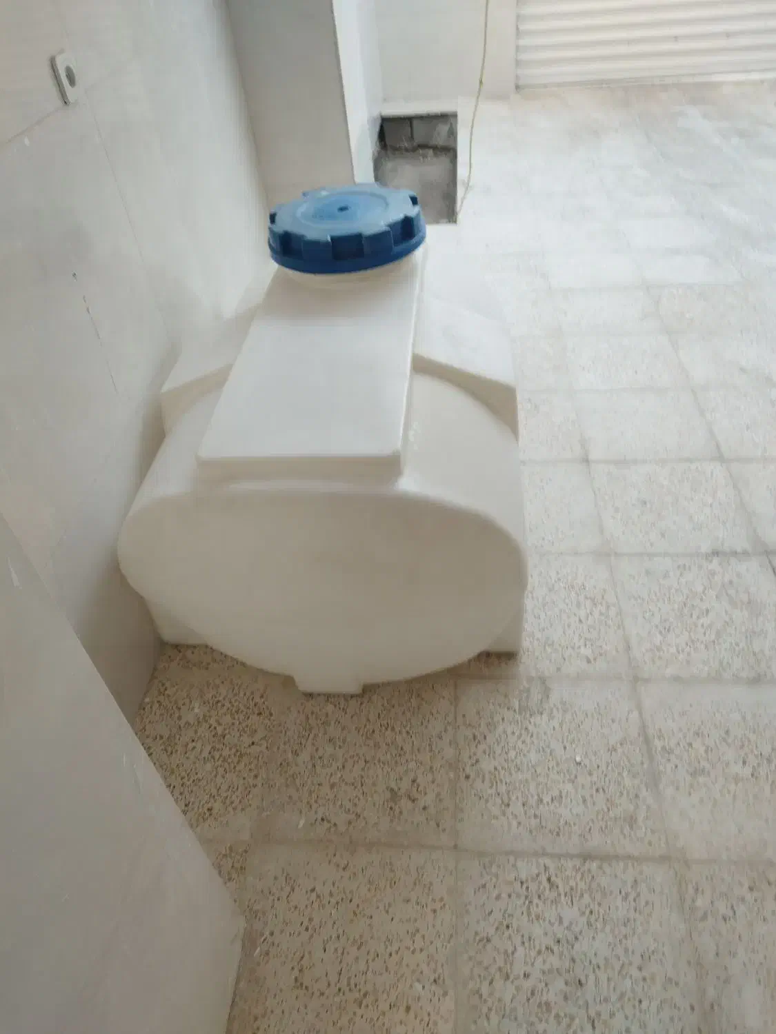 تانکر ۵۰۰لیتری پلاستیکی|مصالح و تجهیزات ساختمان|رباطکریم, رباطکریم|دیوار